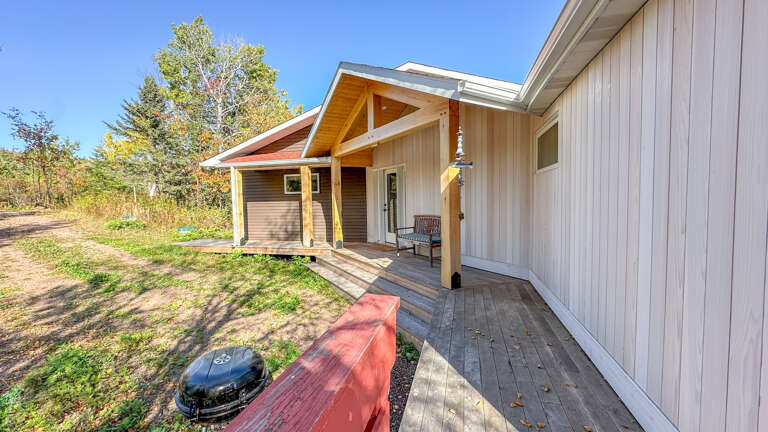 Front deck of the Njordhaus.