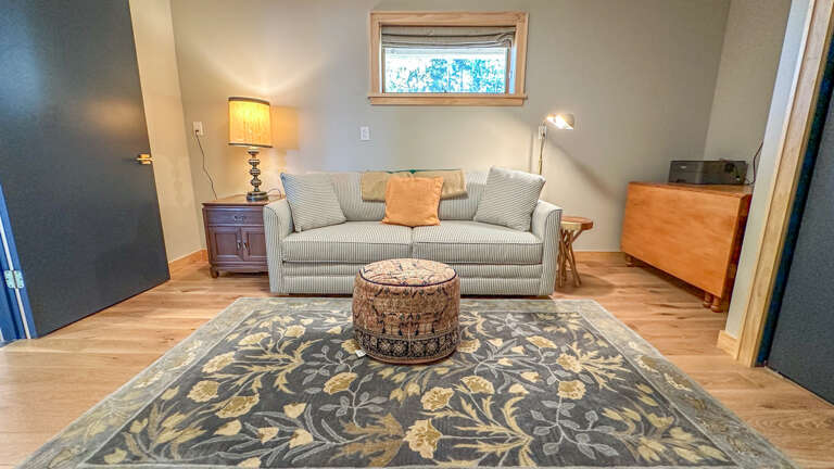 Office/Lounge/Laundry Room
