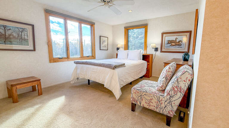 Queen Bed in Bedroom 1