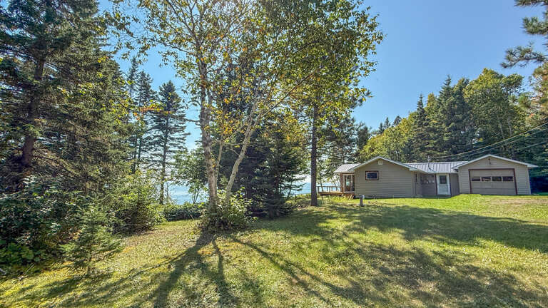 Spacious yard to enjoy!