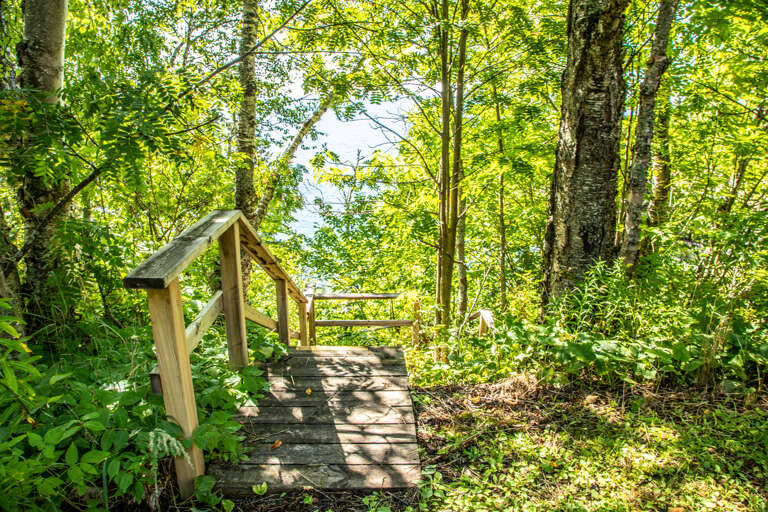 A staircase leading to the leading to the ledge rock "peninsula".