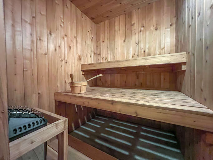 Cap off the day in the sauna at Cedar Allee.