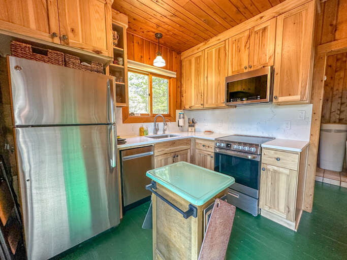 Hovland Hideaway now has a dishwasher!