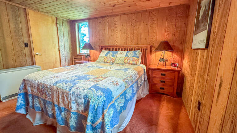 This bedroom has a queen bed and attached half bathroom. This bedroom has a queen bed and attached half bathroom.