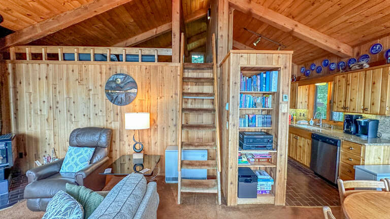 Take the ladder to the loft bedroom. Take the ladder to the loft bedroom.