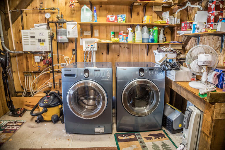 No need to overpack, Amazing Grace offers a washer and dryer. No need to overpack, Amazing Grace offers a washer and dryer.