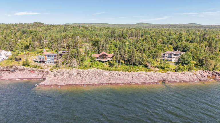 Enjoy Pointavu on Lake Superior during your next North Shore getaway.