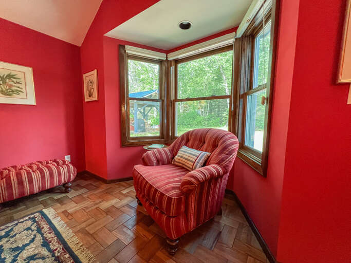 The reading nook in Bedroom 3.