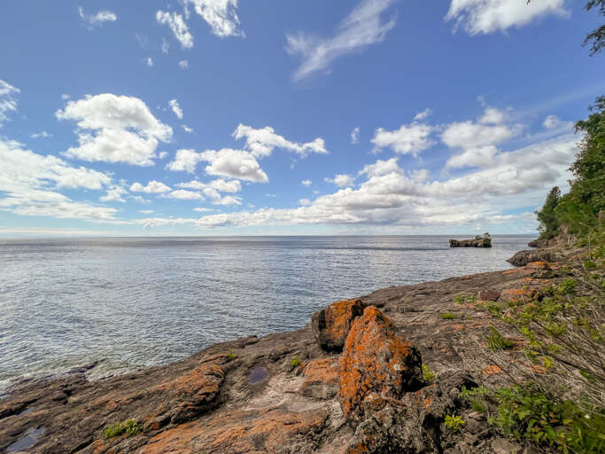 The ledge rock shoreline is private to the home and yours to enjoy.