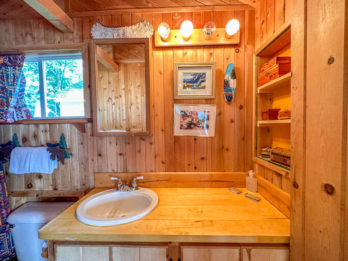 Bathroom vanity Bathroom vanity
