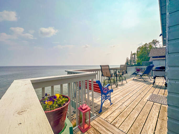 Deck Deck