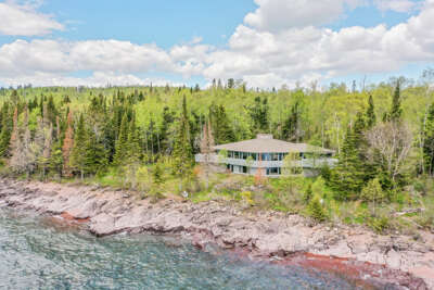 Nestled on a beautiful plot of land against the shores of Lake Superior is where you will find Seagull House.