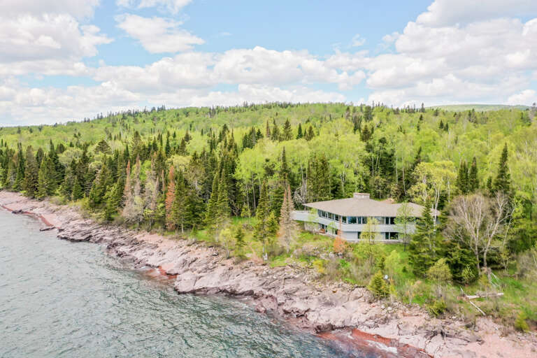 At Seagull House you have your own private section of ledge rock beach