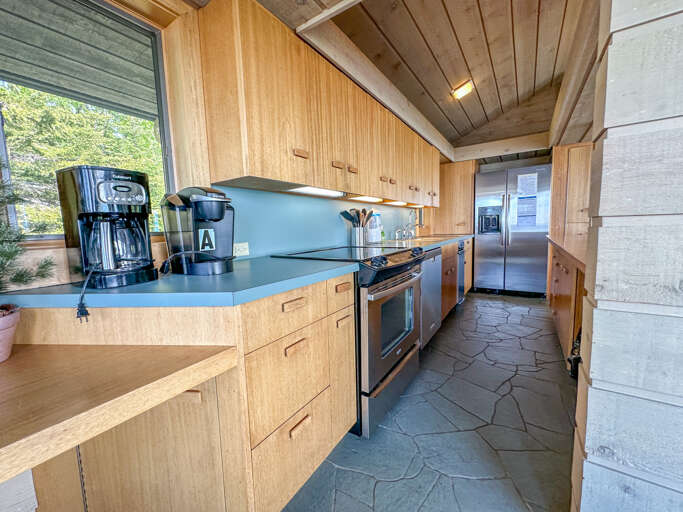 Seagull House has new, stainless steel appliances.