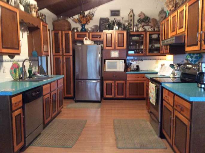 Fully equipped kitchen