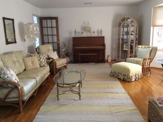 Living room facing front yard