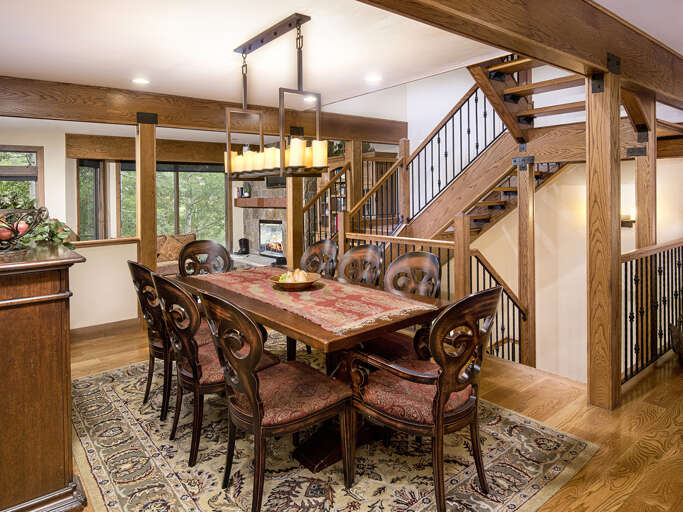 Dining Area Seating up to 12