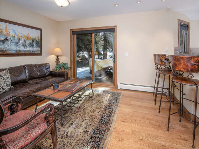 Sitting Room Off of Kitchen