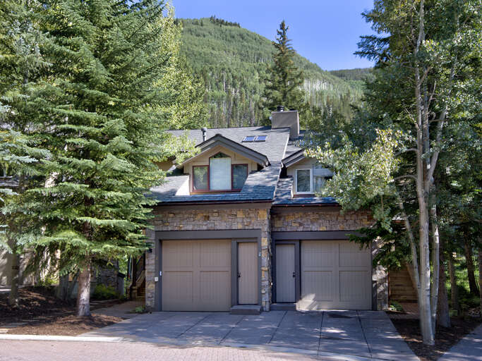 Exterior Front Left Garage Exterior Front Left Garage