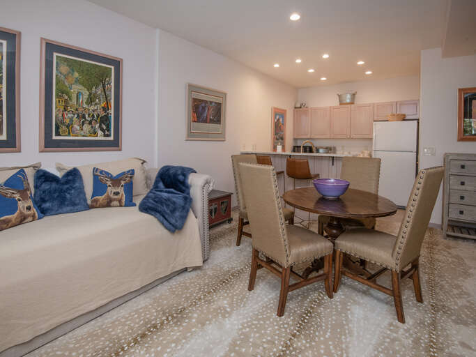 Day Bed w/ Trundle in Lower Level