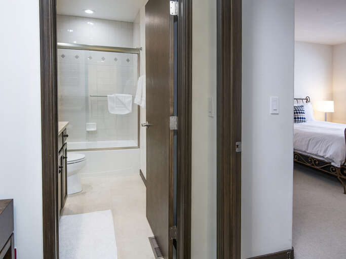 Bathroom Shared Bedrooms 2 & 3 Bathroom Shared Bedrooms 2 & 3