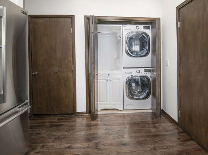 Washer / Dryer Off Kitchen Washer / Dryer Off Kitchen