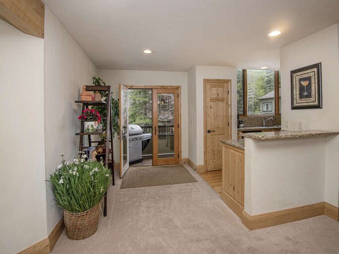 Access to Deck Access to Deck