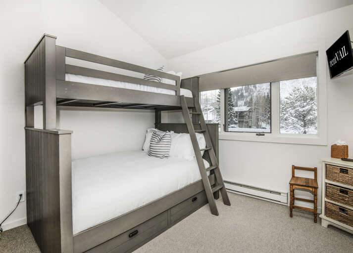 Bedroom 3 w/ Twin over Full Bunk Bed & Trundle Bedroom 3 w/ Twin over Full Bunk Bed & Trundle