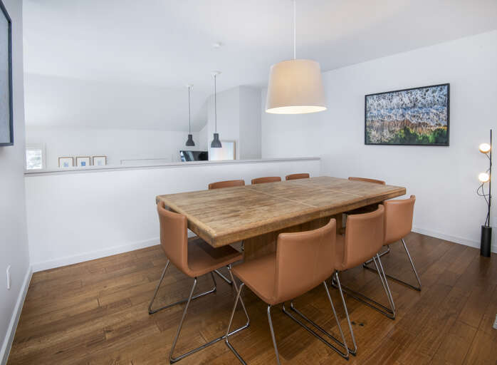 Dining Area Dining Area