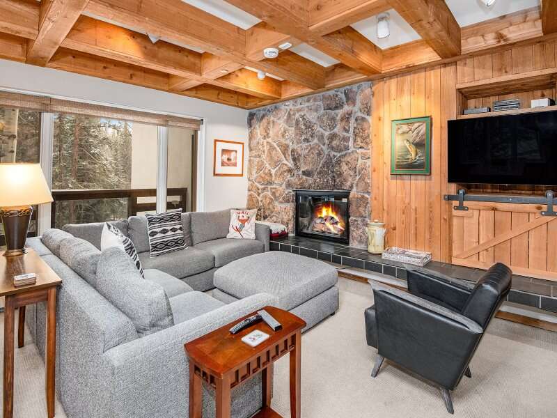 Tree Top Condo 3 Bedroom Vacation Condo For Rent Vail Colorado (169864) Find Rentals
