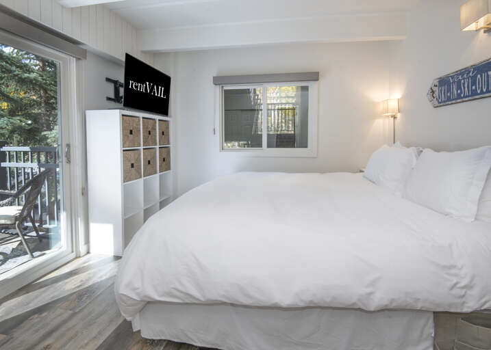 Primary Bedroom w/ King Bed Primary Bedroom w/ King Bed