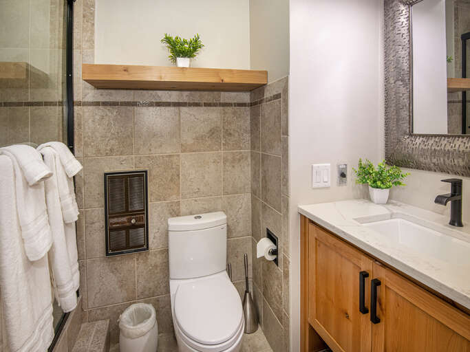 Main Bedroom Bathroom