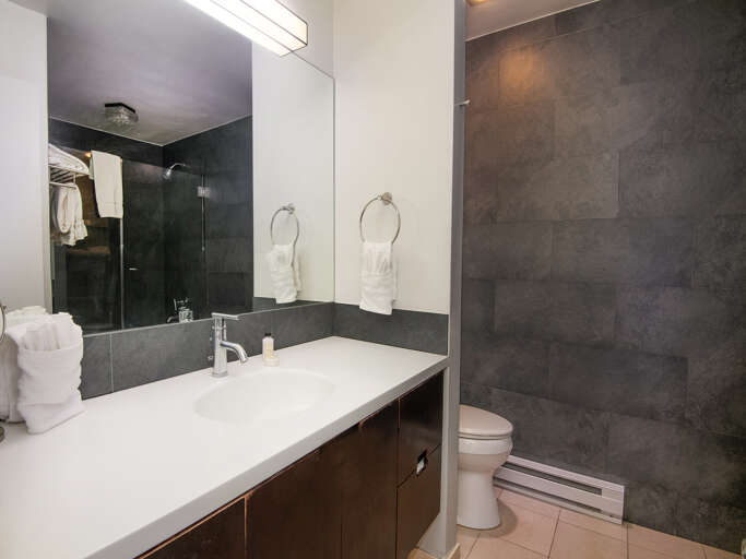 Main Bedroom Bathroom