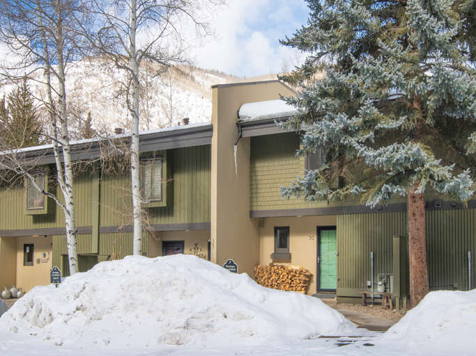 Exterior Entrance View