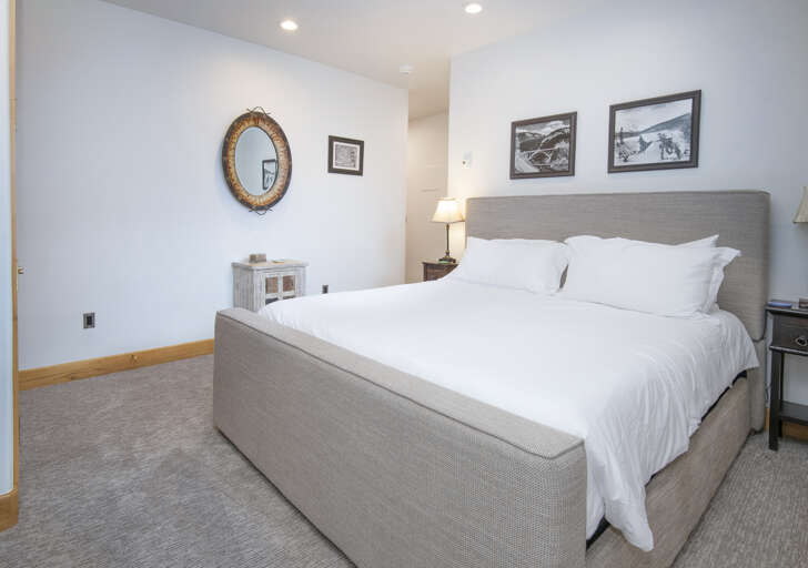 Bedroom 2 w/ King bed Bedroom 2 w/ King bed