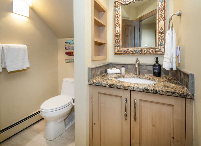 Shared Bathroom for Bedrooms 2&3