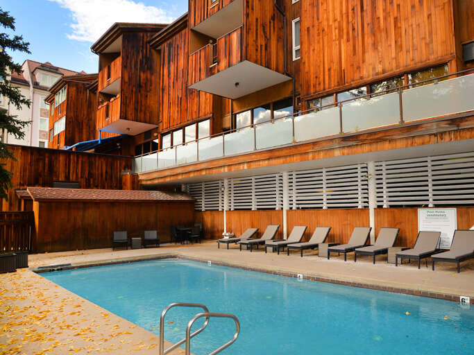 Community Pool (Summer Only)