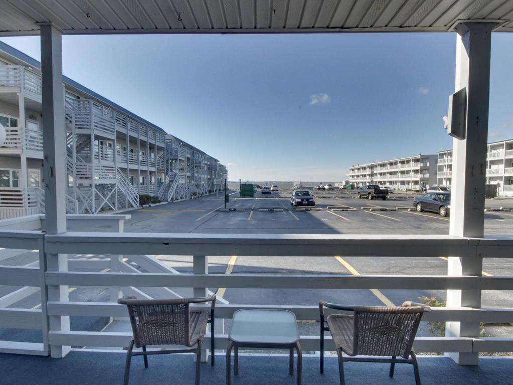 Bradley On The Bay 105A Ocean City MD 2 Bedroom Condo for 8 Guests