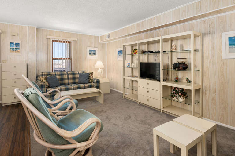 Bradley on the Bay 104A