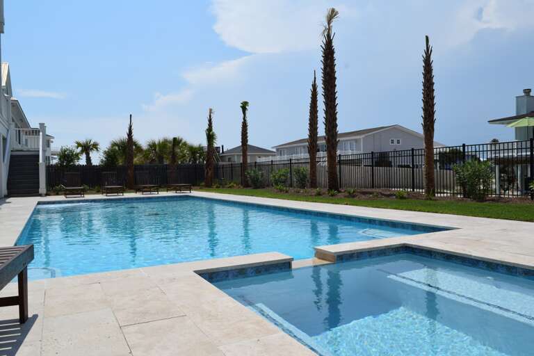 Brand new, gorgeous pool!