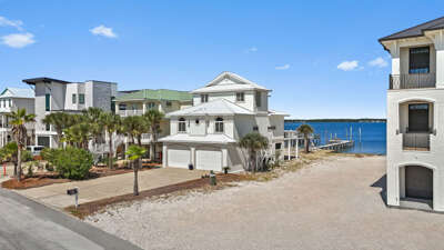 Isla Mia - 7344 Grand Navarre Blvd. 