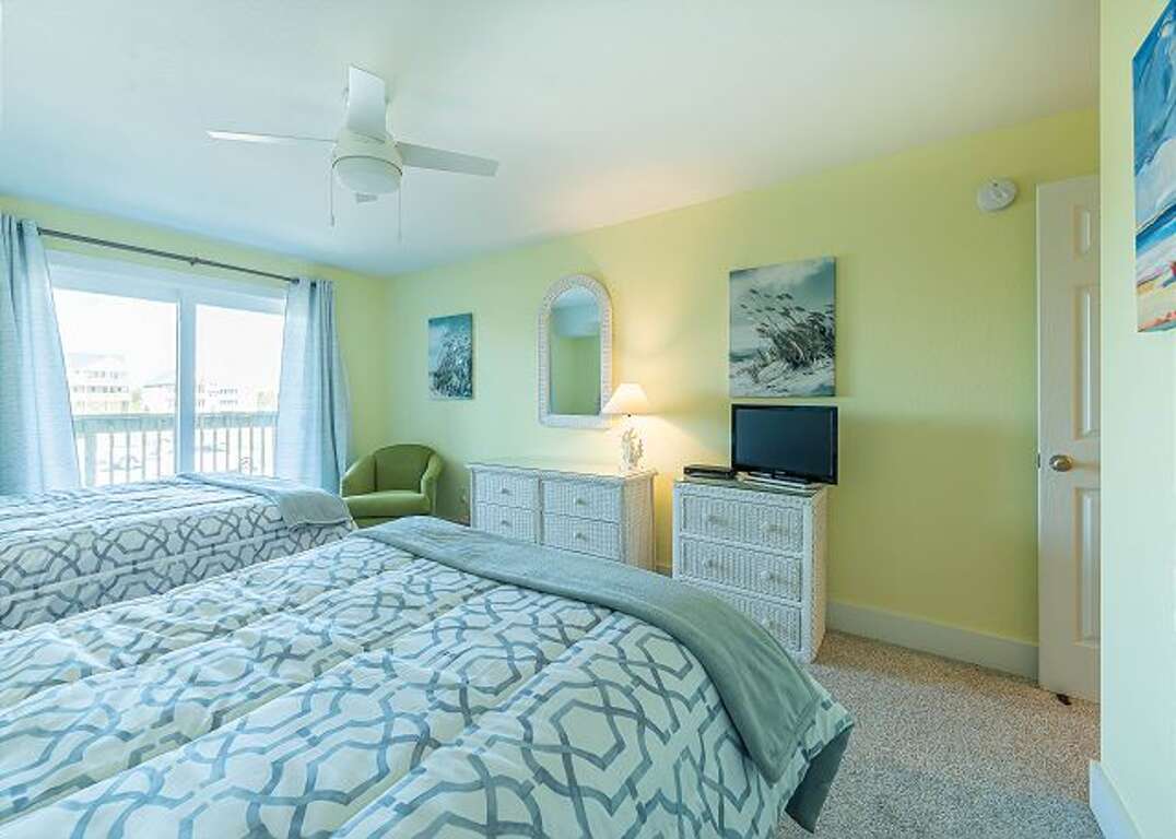 Our Happy Place 2 Bedroom Vacation Place for Rent in South Nags Head