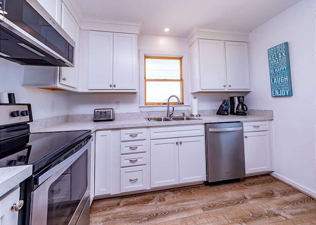 Station Four 4 Bedroom Vacation Place for Rent in Kitty Hawk North