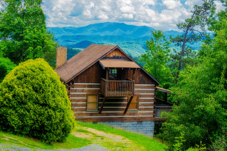 Bearfootin 2Bedroom Cabin Perfect For Vacation Rentals Sevierville, TN