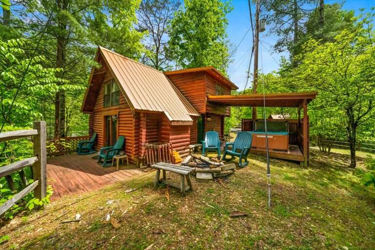 Keaton's Knotty Hideaway Keaton's Knotty Hideaway