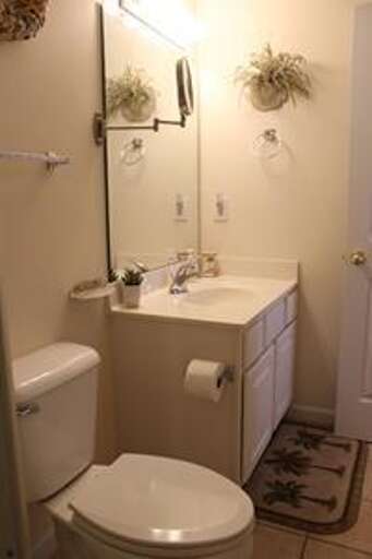 Bed 1 Private Bath  Bed 1 Private Bath