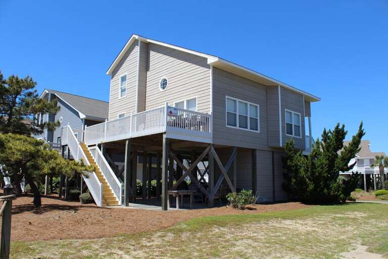 Bayberry Drive 001 Ocean Isle Beach, NC 5 Bedrooms Sleeps 11