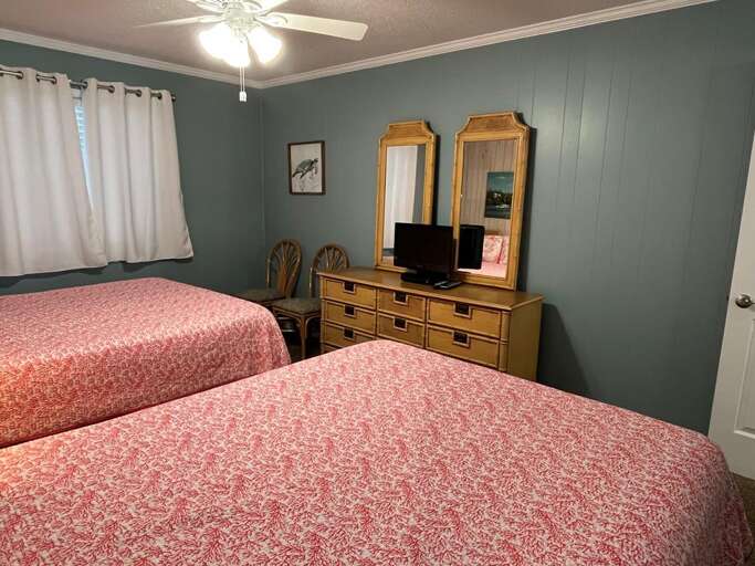 Bedroom 2  Bedroom 2