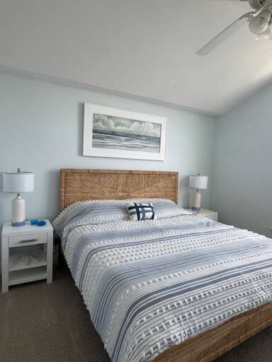 upstairs king bedroom