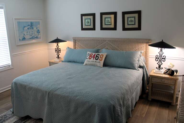 Bedroom 1 - Downstairs Streetside 1 Bedroom 1 - Downstairs Streetside 1